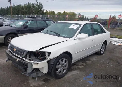 2000 Toyota Avalon Xls z USA, uszkodzony, nr VIN 4T1BF28B2YU108080